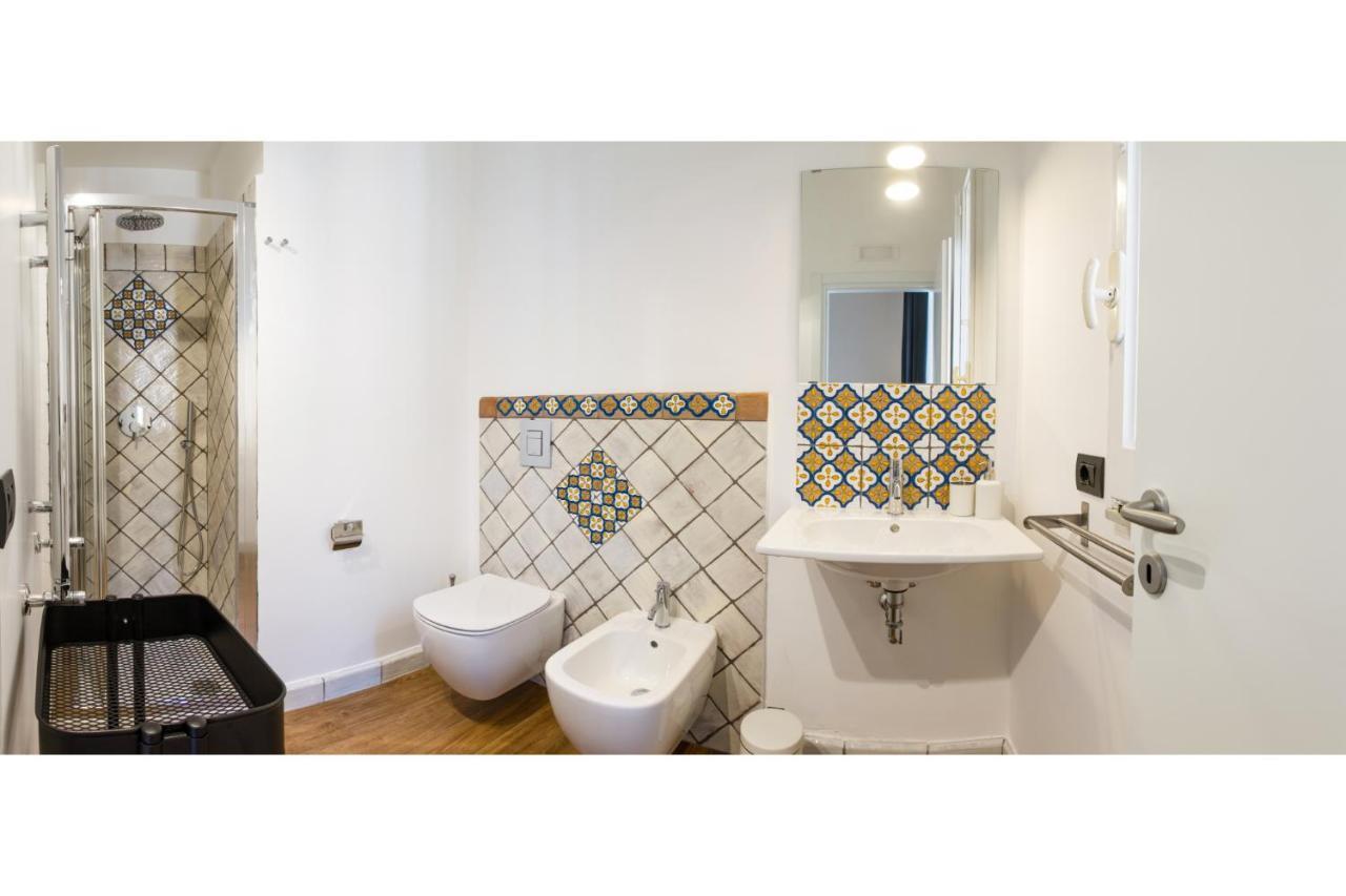 Cortile Umberto I Bed & Breakfast Чефалу Екстериор снимка