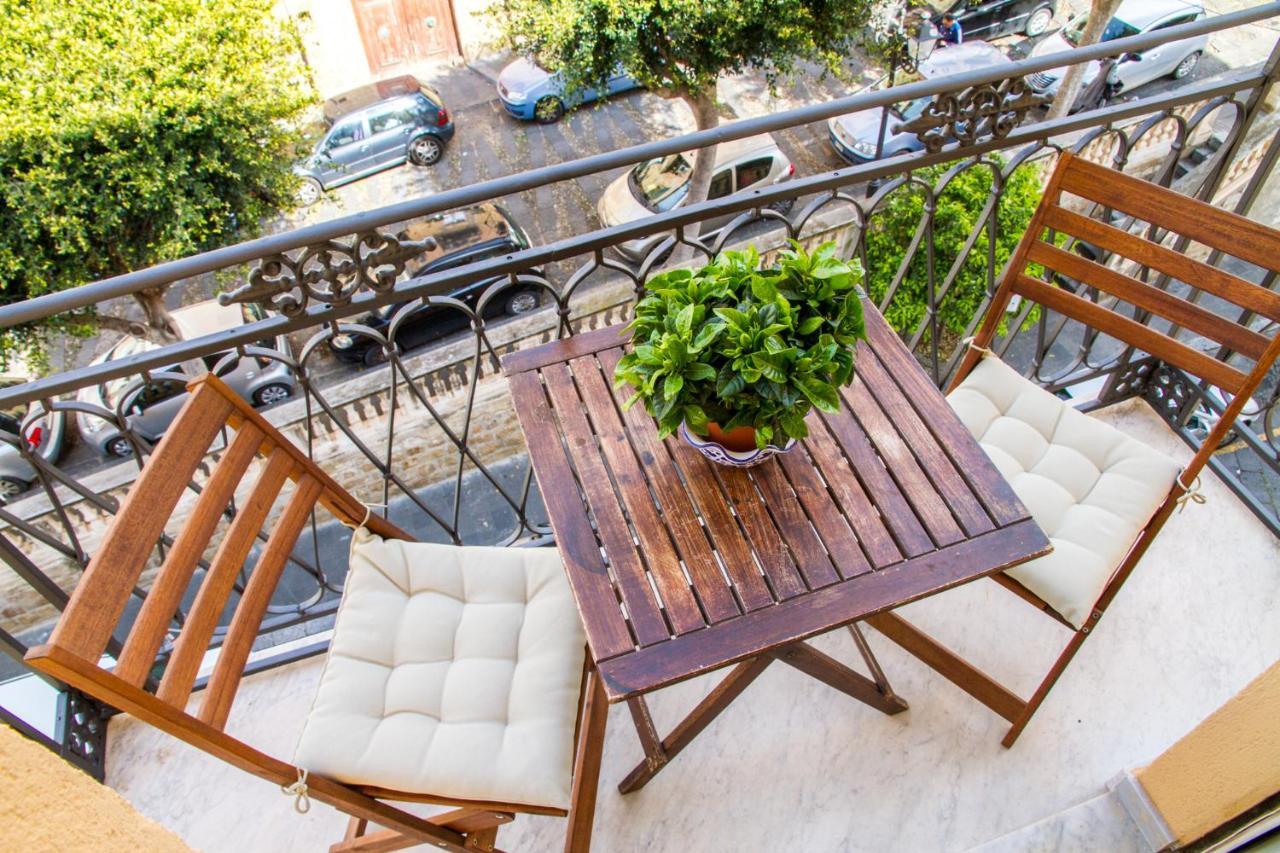 Cortile Umberto I Bed & Breakfast Чефалу Екстериор снимка