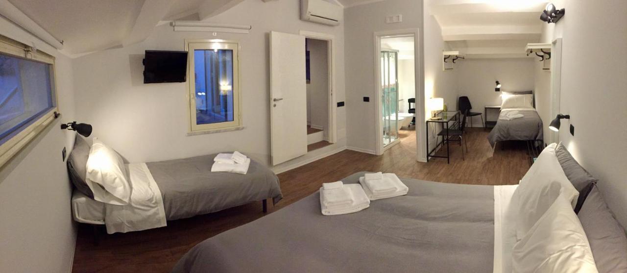 Cortile Umberto I Bed & Breakfast Чефалу Екстериор снимка