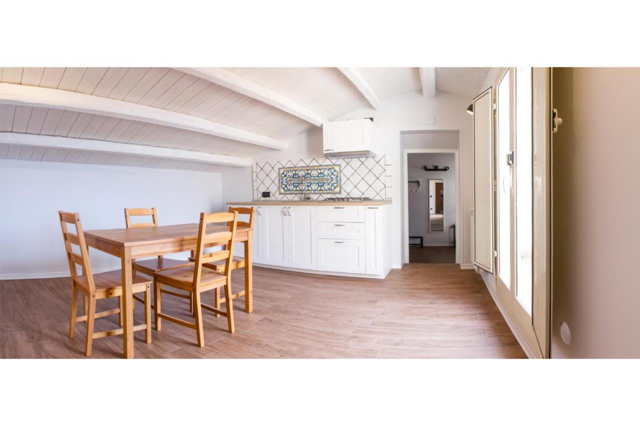 Cortile Umberto I Bed & Breakfast Чефалу Екстериор снимка